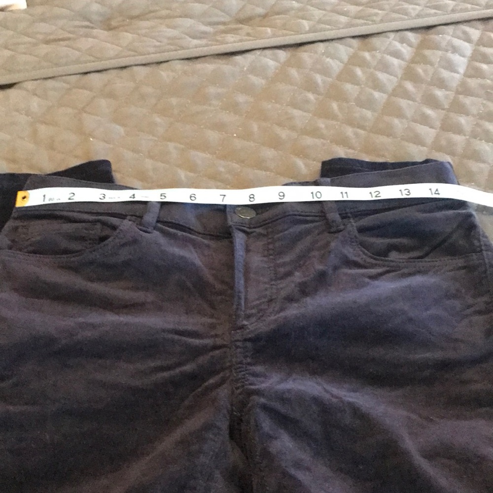 Loft skinny cords in great condition.